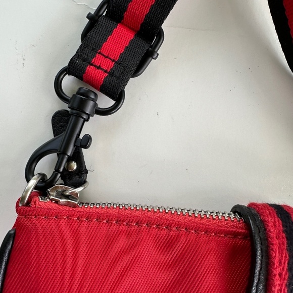 Michael Kors Red Nylon Twistlock / Zip Wristlet Crossbody Bag Small - Picture 6 of 11